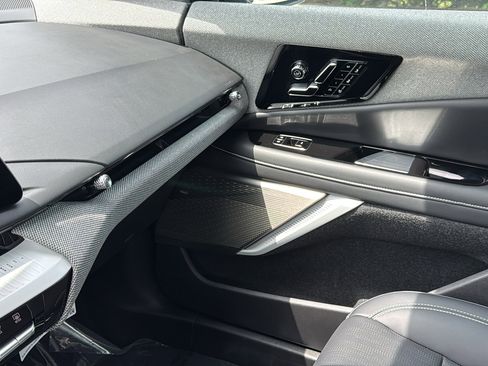 Used 2025 Cadillac Optiq Luxury 2 w/ LPO, Floor Liner Package AWD/4WD image 23