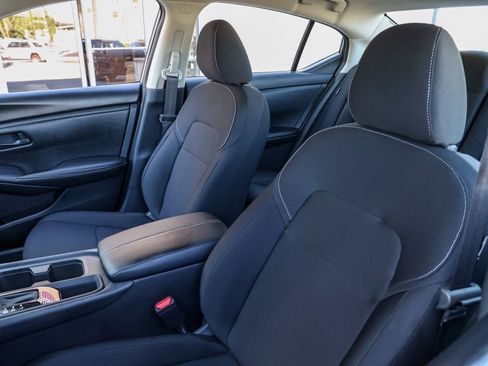 Used 2025 Nissan Sentra S image 15