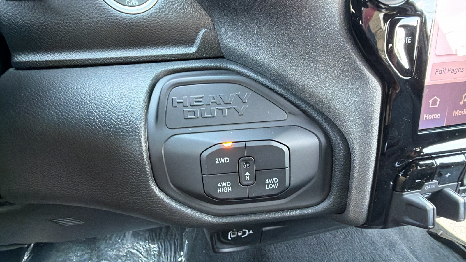 New 2026 RAM 2500 Tradesman AWD/4WD image 26