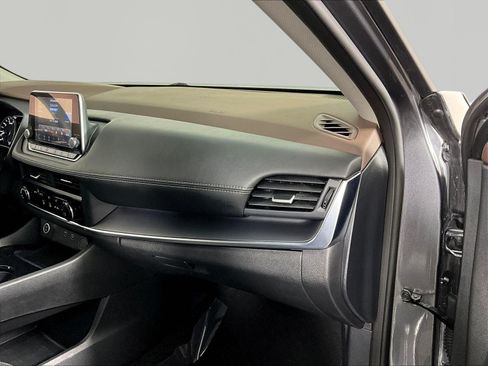 Certified 2023 Nissan Rogue S FWD image 25