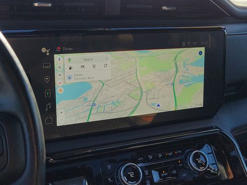 Used 2024 GMC Sierra 1500 AT4 w/ Technology Package image 25