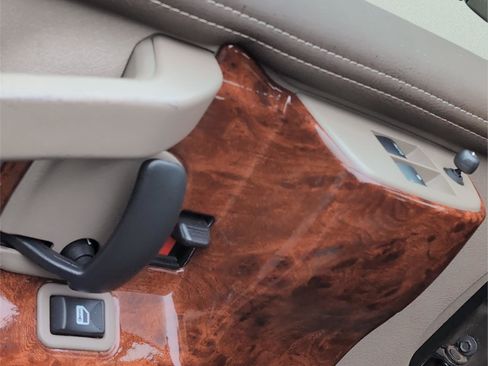 Used 2022 Chevrolet Express 2500 Extended w/ Enhanced Convenience Package image 12