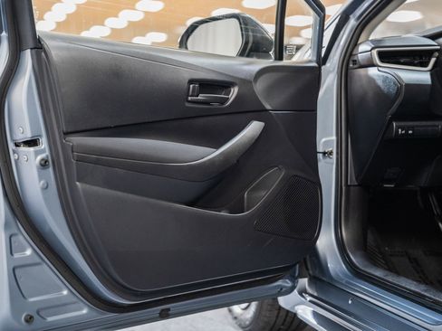 Used 2022 Toyota Corolla LE image 35