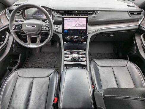 Certified 2023 Jeep Grand Cherokee Overland AWD/4WD image 16