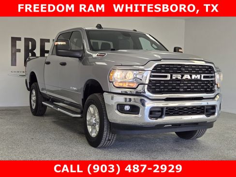 Used 2024 RAM 2500 Big Horn w/ Bed Utility Group image 2