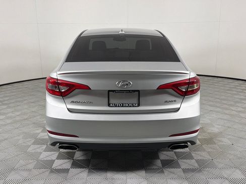 Used 2016 Hyundai Sonata Sport w/ Option Group 1V FWD image 6