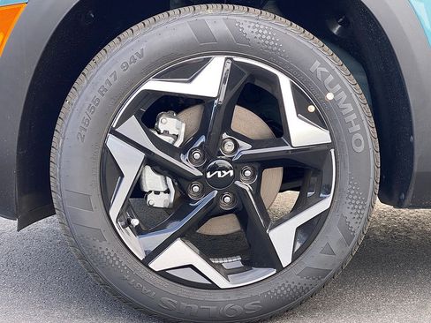 New 2026 Kia Seltos EX FWD image 10