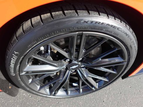 Used 2019 Chevrolet Camaro ZL1 image 36