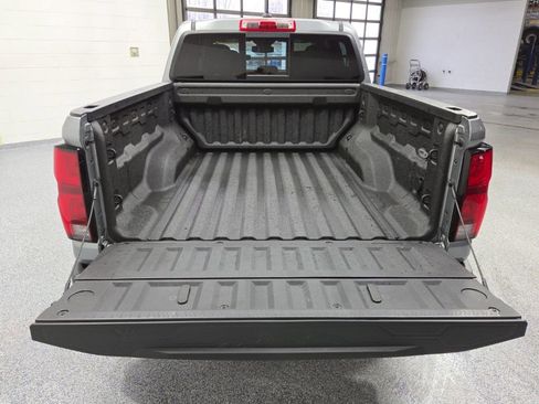 Used 2024 Chevrolet Colorado Z71 w/ Z71 Convenience Package 2 image 38