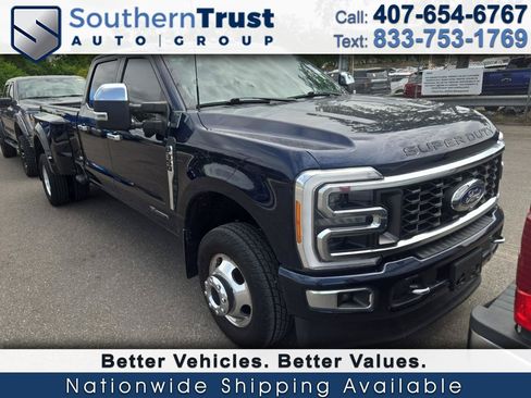 Used 2023 Ford F350 Platinum AWD/4WD image 1
