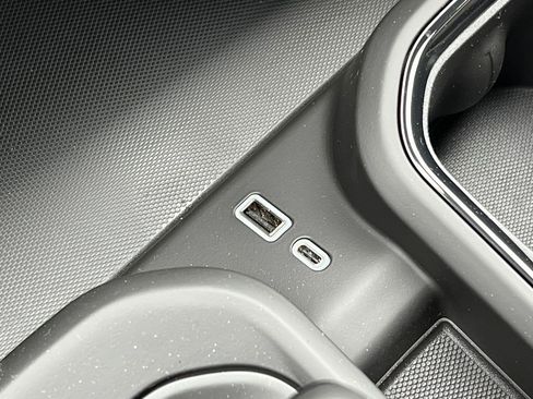 New 2026 GMC Sierra 1500 AT4 w/ AT4 Premium Package image 38