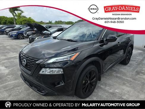 Used 2023 Nissan Rogue SV w/ SV Premium B Package FWD image 1