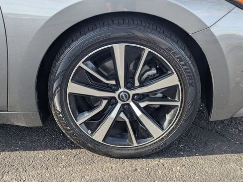 Certified 2023 Nissan Maxima SV w/ Floor Mat Group image 10