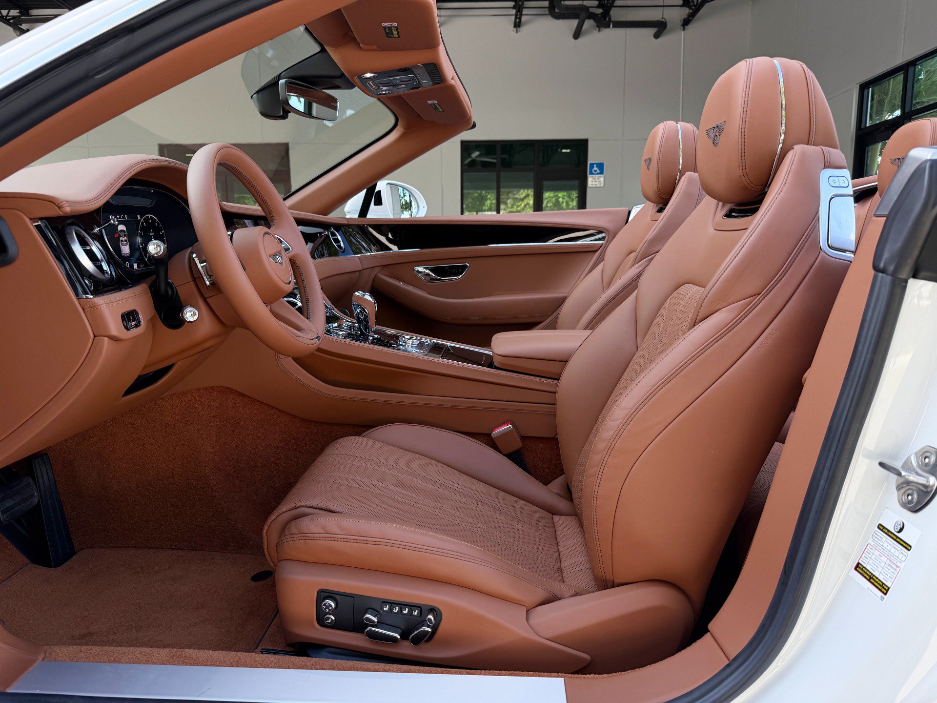 Used 2024 Bentley Continental GT Mulliner AWD/4WD image 28