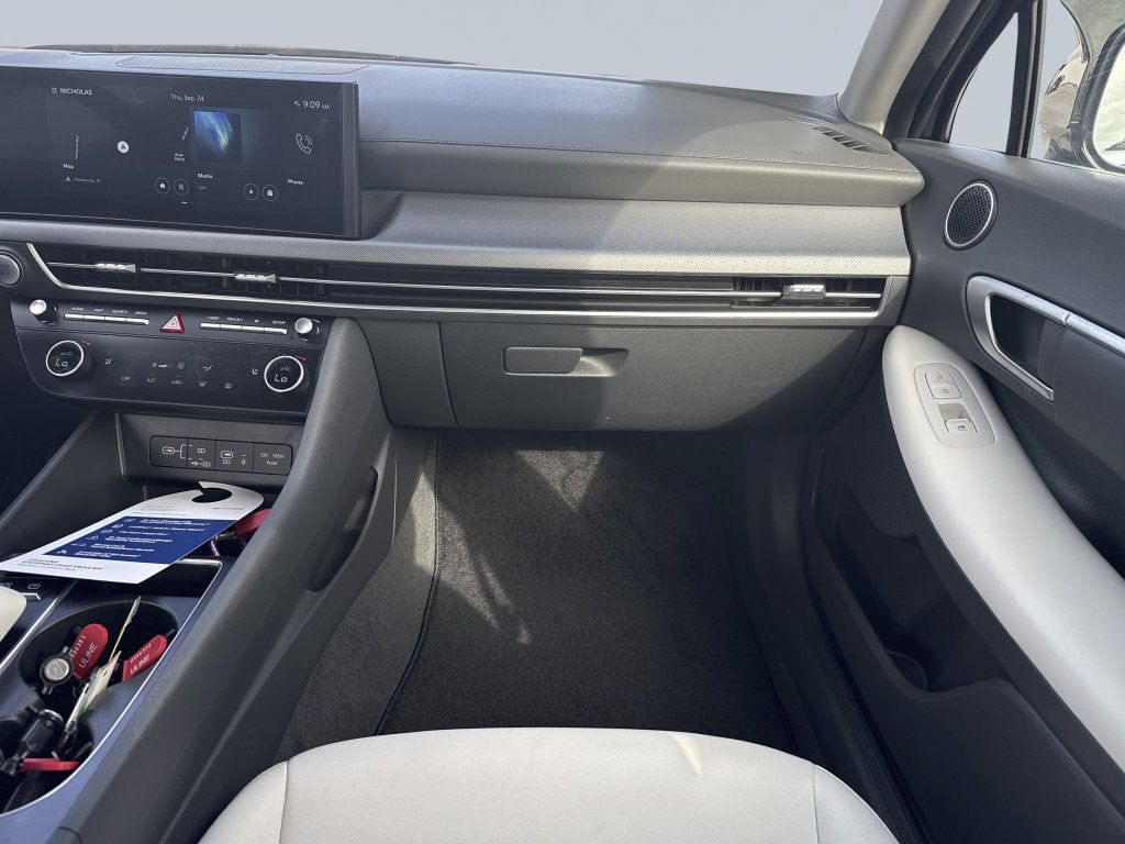 Certified 2025 Hyundai Sonata SEL FWD image 16