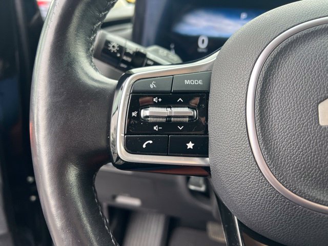 Certified 2024 Kia Carnival SX Prestige FWD image 15