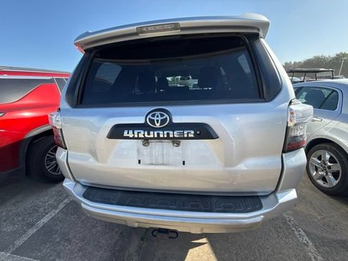 Used 2014 Toyota 4Runner Trail AWD/4WD image 10