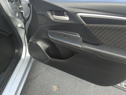 Used 2019 Honda Fit EX image 16