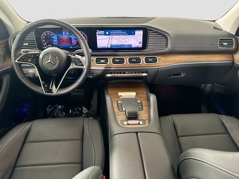 Certified 2026 Mercedes-Benz GLS 450 4MATIC image 28