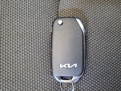 Used 2024 Kia Forte LXS w/ LXS Technology Package FWD image 32