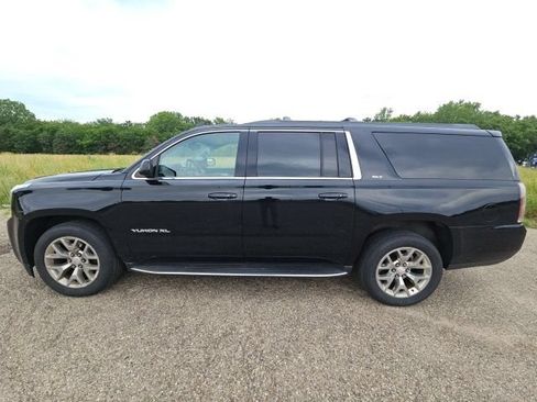 Used 2018 GMC Yukon XL SLT AWD/4WD image 6