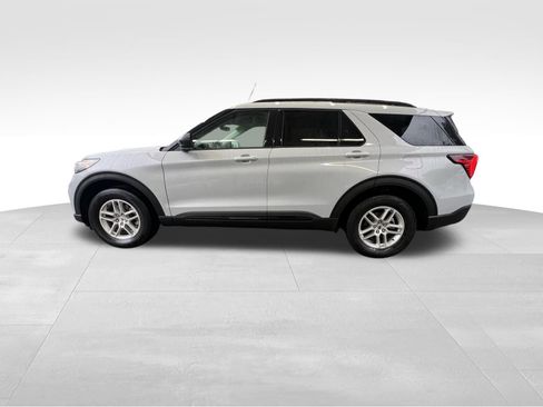 Used 2026 Ford Explorer Active image 9