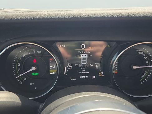 Used 2023 Jeep Wrangler Unlimited Sahara w/ Cold Weather Group AWD/4WD image 61