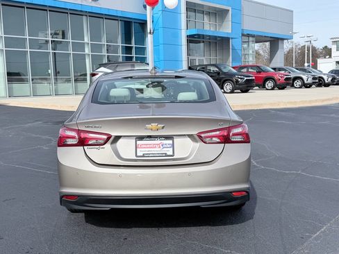 Used 2024 Chevrolet Malibu LT image 8