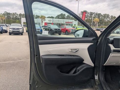Used 2025 Hyundai Tucson SEL image 11