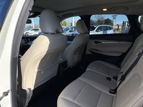 Used 2019 INFINITI QX50 Luxe w/ Navigation Package image 27