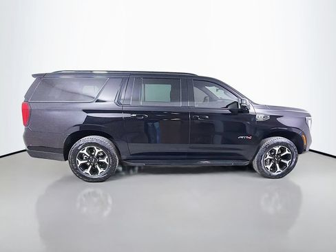 Used 2025 GMC Yukon XL AT4 w/ Premium Trailering Package AWD/4WD image 5