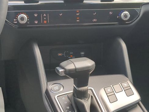 New 2026 Kia Sportage LX w/ LX Convenience Package image 17