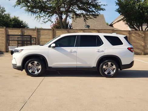 Used 2025 Honda Pilot EX-L image 12