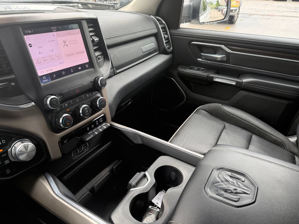 Used 2022 RAM 1500 Laramie AWD/4WD image 38