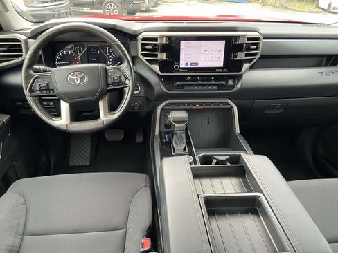 Used 2023 Toyota Tundra SR5 w/ SR5 Convenience Package AWD/4WD image 11