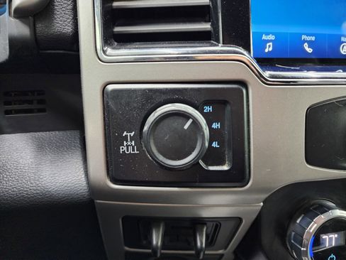 Used 2022 Ford F250 Lariat w/ Lariat Value Package image 57