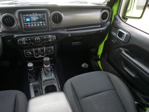 Used 2021 Jeep Wrangler Unlimited Sport image 11