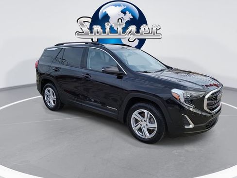 Certified 2019 GMC Terrain SLE w/ Driver Convenience Package image 2
