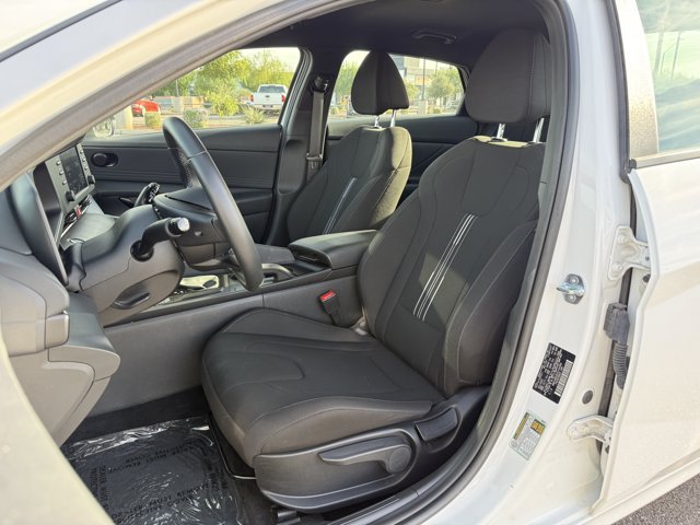 Used 2026 Hyundai Elantra Sport FWD image 9