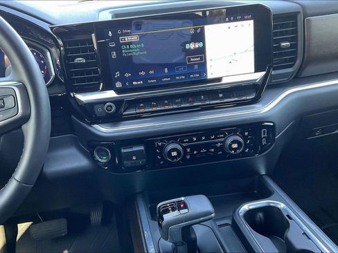 Used 2026 Chevrolet Silverado 1500 High Country image 10