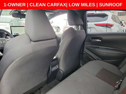 Used 2025 Toyota Corolla SE w/ SE Premium Package FWD image 17