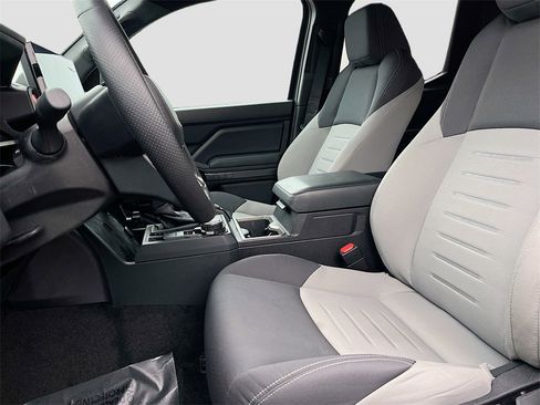 Used 2024 Toyota Tacoma TRD Sport image 19