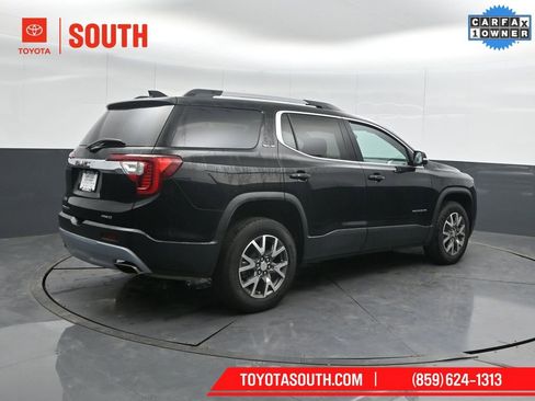 Used 2023 GMC Acadia SLE w/ Driver Convenience Package image 2