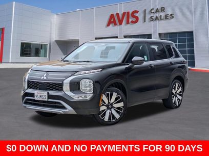 Used 2025 Mitsubishi Outlander SE