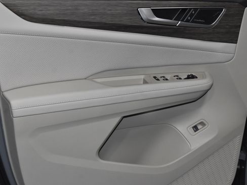 New 2026 Volkswagen Atlas SEL Premium R-Line AWD/4WD image 3