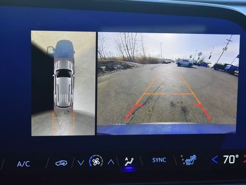 Used 2024 Chevrolet Traverse LS image 29