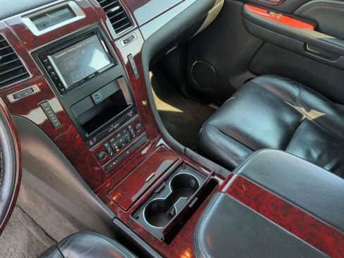 Used 2008 Cadillac Escalade EXT AWD/4WD image 44