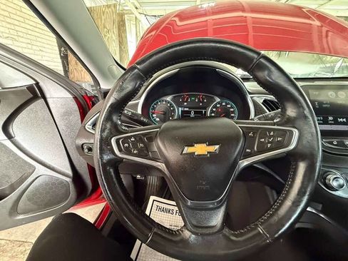 Used 2016 Chevrolet Malibu LT image 20