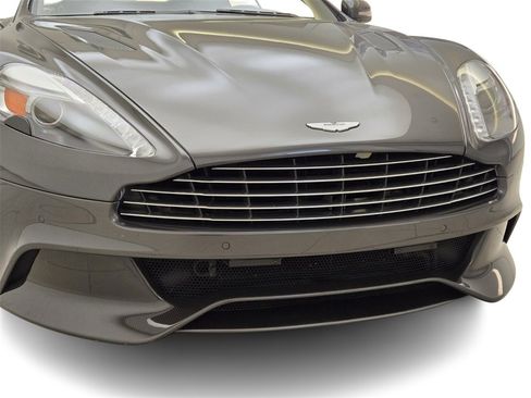 Used 2015 Aston Martin Vanquish Volante image 2