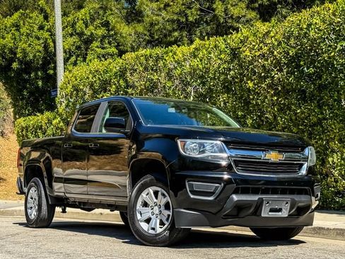Used 2017 Chevrolet Colorado LT RWD image 12